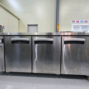 라셀르 냉장테이블 1800 LT-1834R