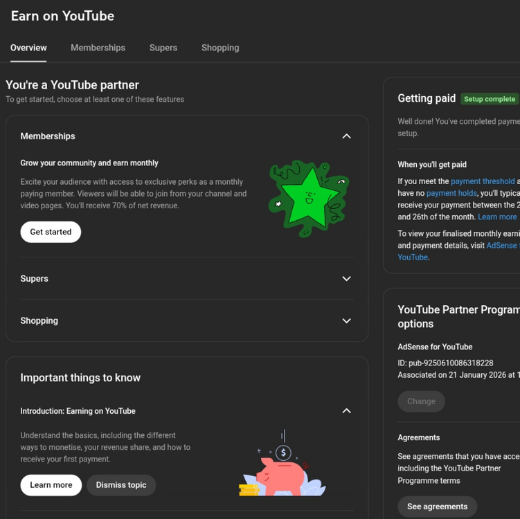 12만명 수익 1차 활성화 유튜브 채널--1
