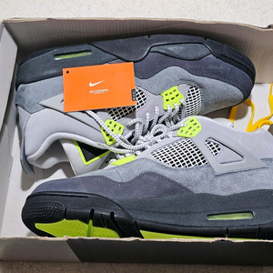 나이키 에어 조던 4 레트로 SE 네온 285mm