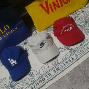 볼캡 모자 개당 15000원 나이키 휠라 mlb