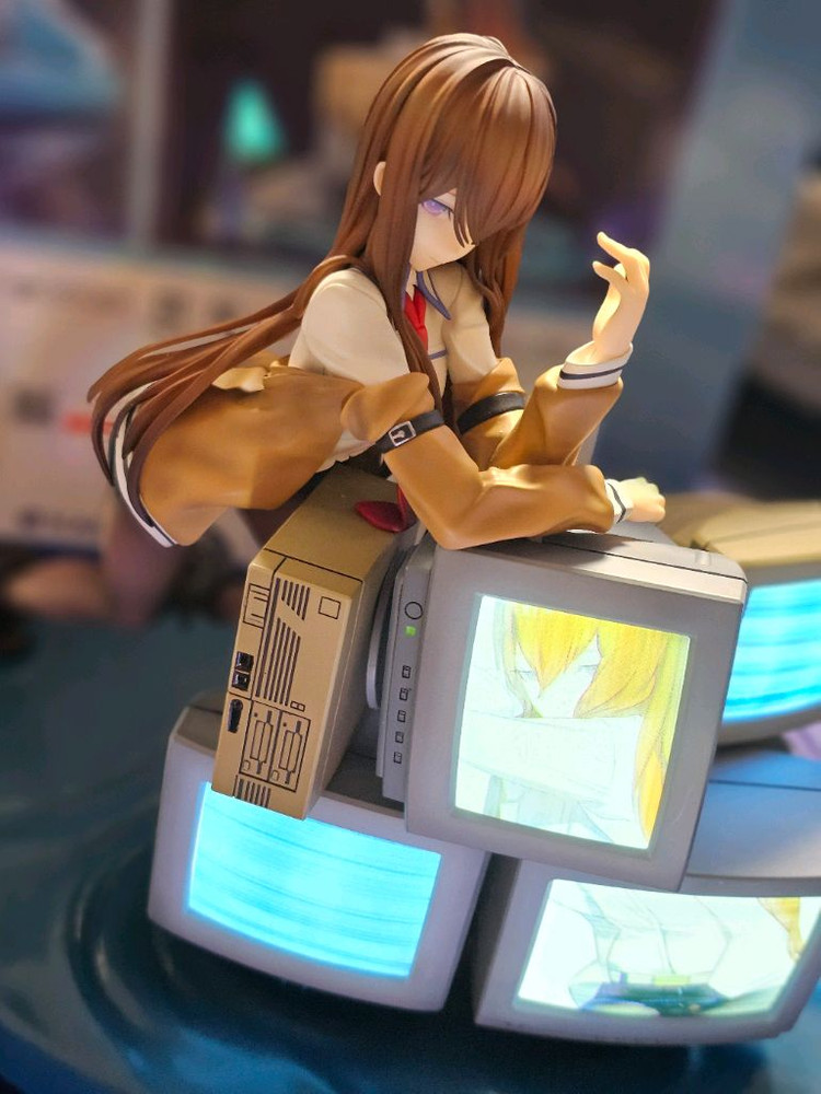 카도가와 마키세 크리스 1/7 스케일 피규어 LED--3