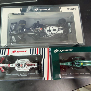 스파크 F1 다이캐스트 (알파타우리/레드불/애스턴마틴) 미니지티 토리빈