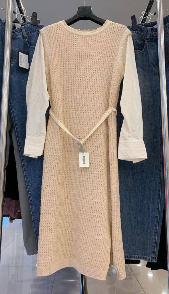 [새상품]한섬90% 마인 니트원피스--1