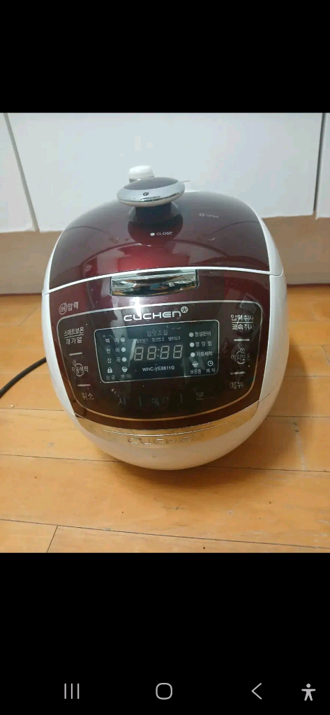 쿠첸 6인용 IH밥솥/WHC-VE0611G 이미지