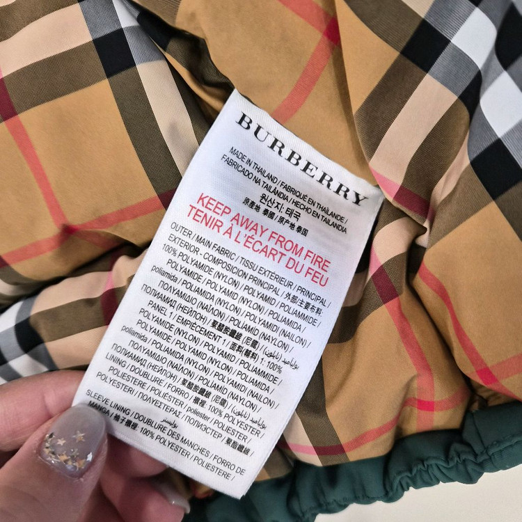 버버리 키즈 패딩 3y--5