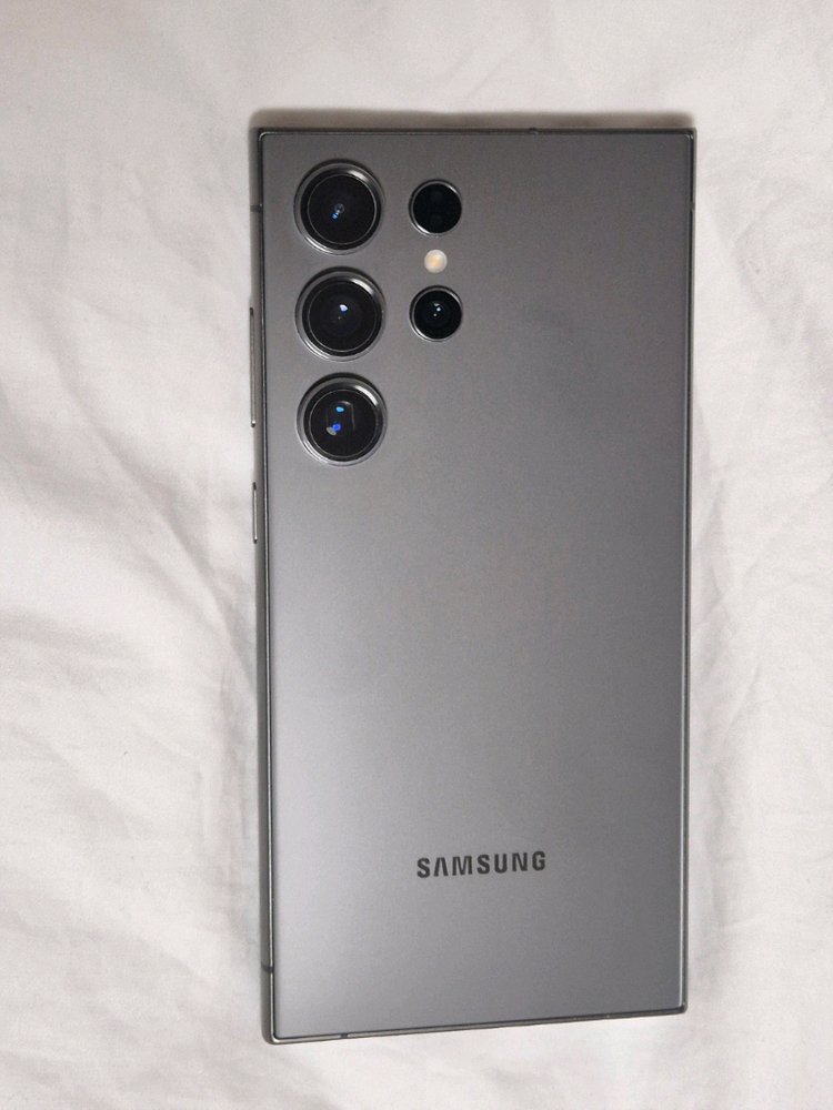 갤럭시S24울트라 1TB 자급제 티타늄블랙--1