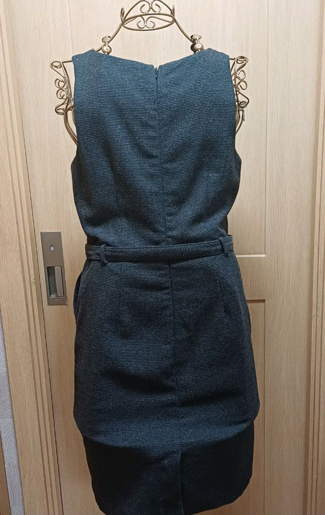 바나나리퍼블릭 울 혼방 벨티드 원피스 (사이즈 6/M)--1