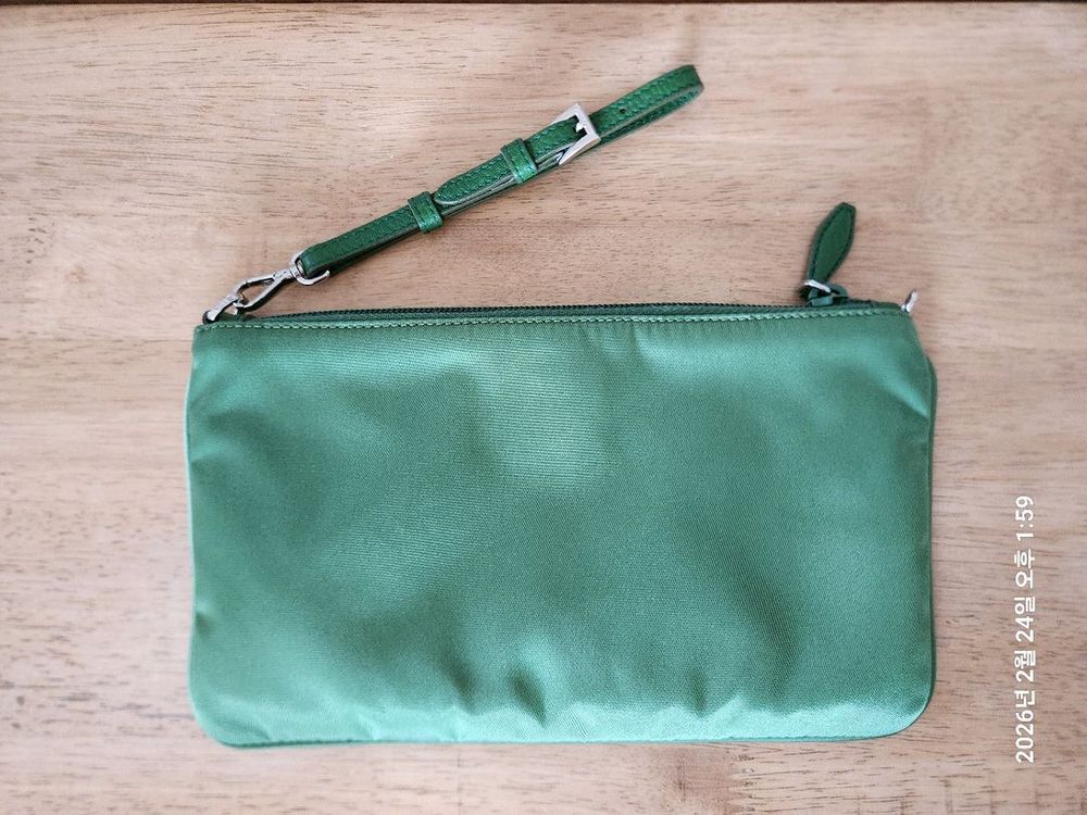 프라다 테수토 스트랩 파우치--2