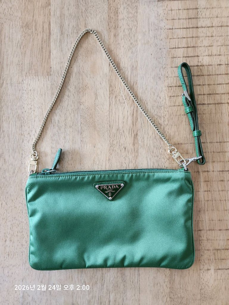 프라다 테수토 스트랩 파우치--5
