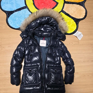 몽클레어 키즈 여아 구스롱패딩 130 8A