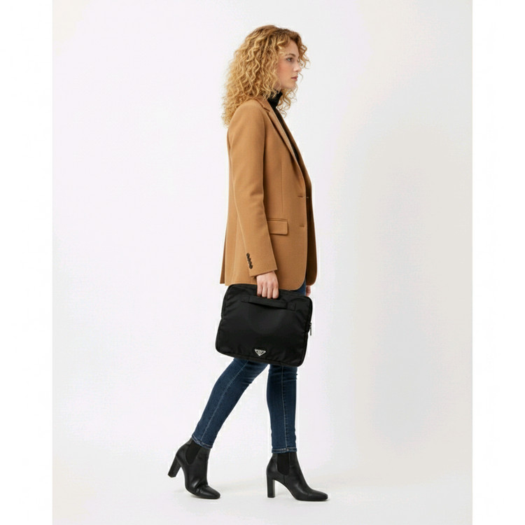 프라다 서류가방,도트백(디올샤넬보테가루이비통구찌셀린느생로랑발렌시아가)--9