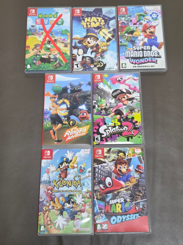 닌텐도 스위치 구형 18만 + 카트리지 팝니다. 이미지