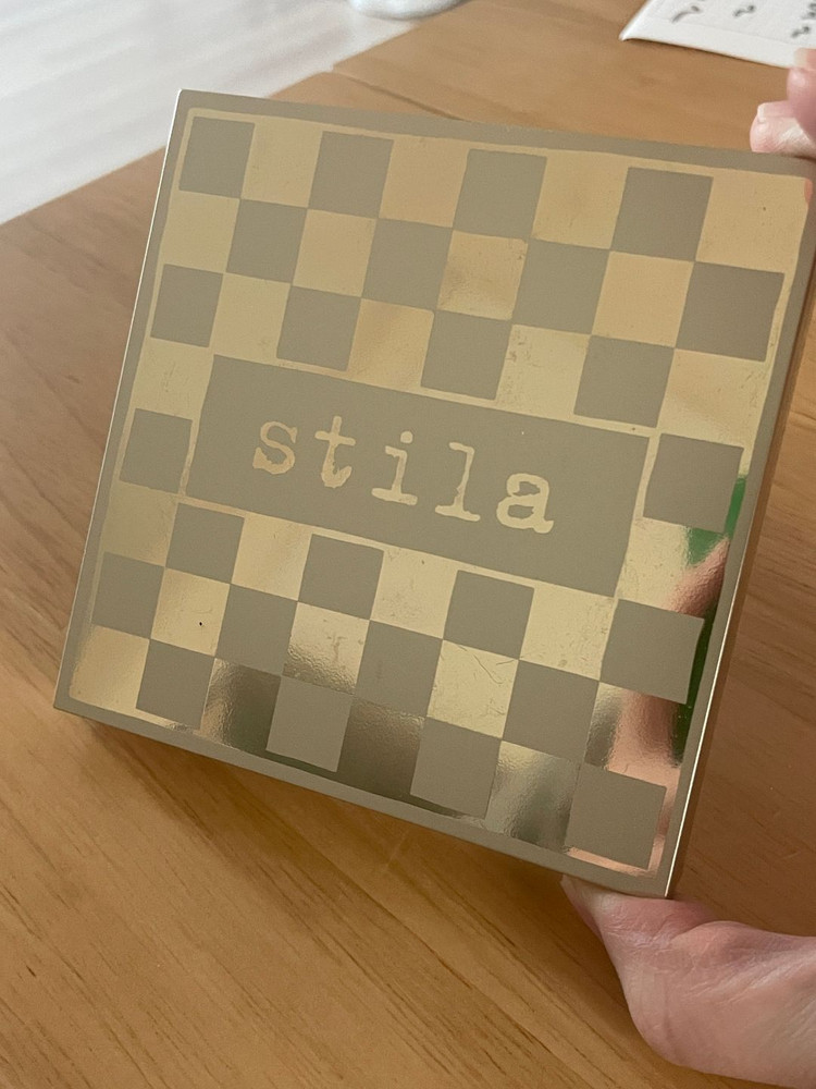 스틸라 아이섀도우 팔레트 매트 앤 메탈--1