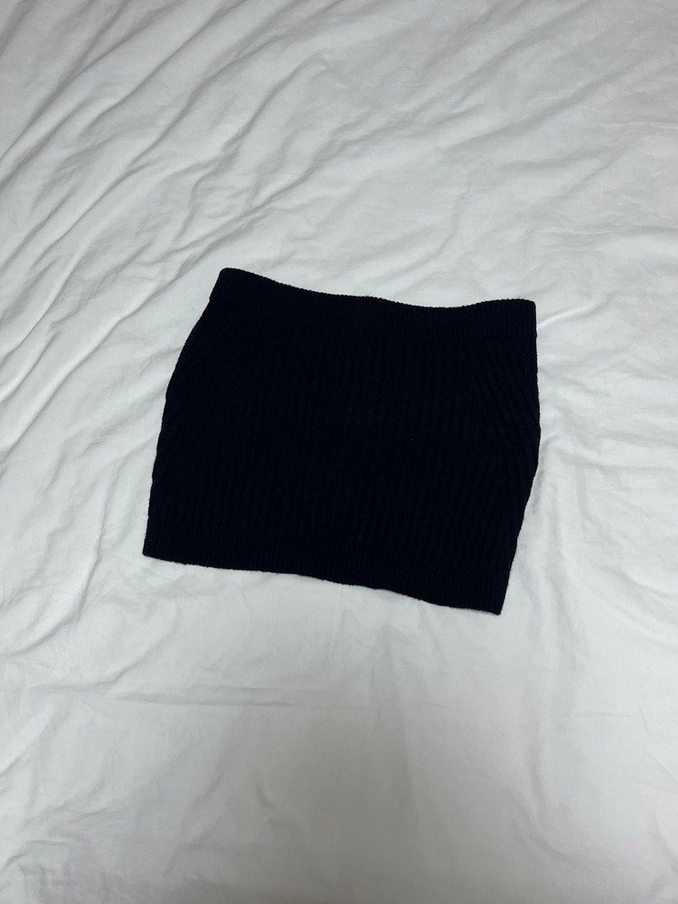 미엘 오프숄더 튜브탑 니트--6