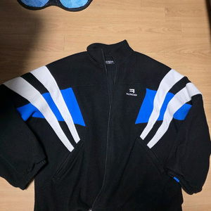 발렌시아가 후리스 오버핏l 120이상빅사이즈