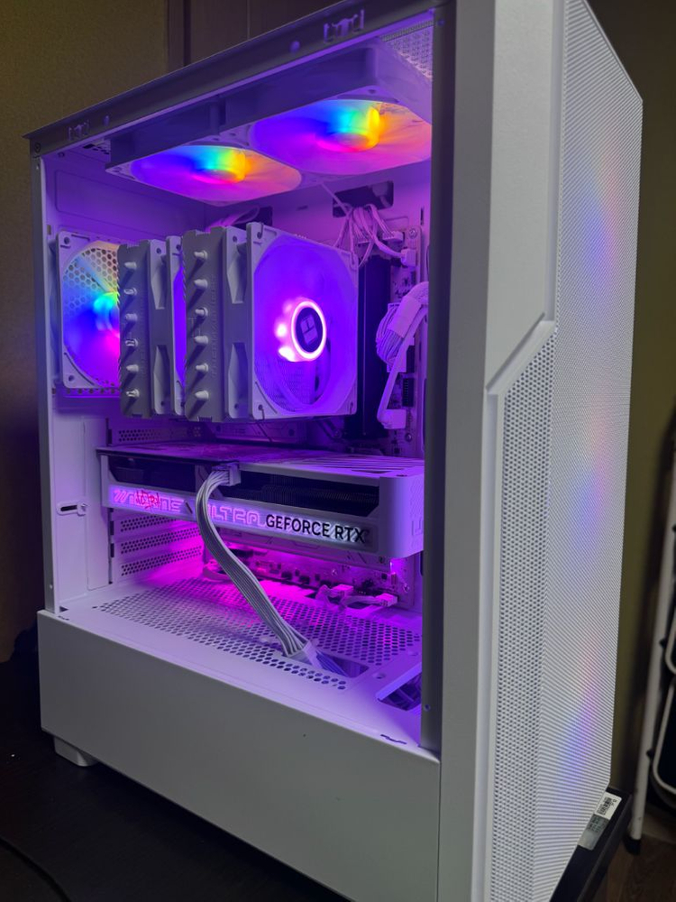 컴퓨터 (7500X3d 반본체) 753d03--0