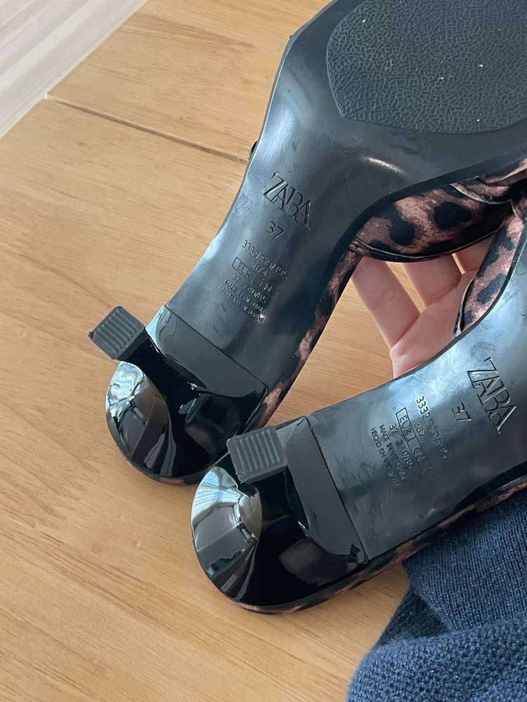 새상품 자라 레오파드 뮬 슬리퍼 힐 EU37 / 7cm--2