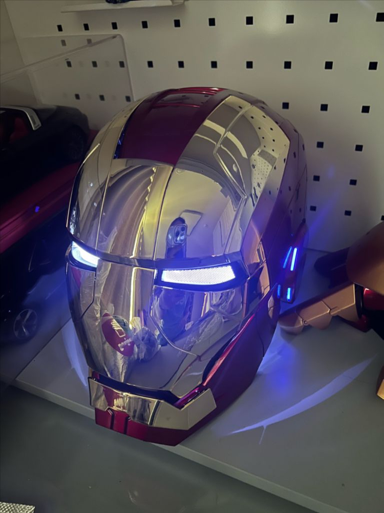 오토킹 아이언맨 헬멧 mk5 led 하자품--1