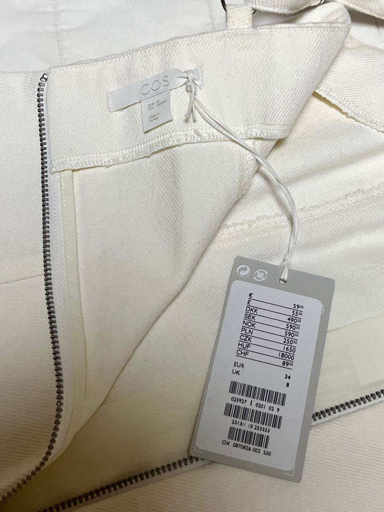 cos코스 슬리브리스 데님 탑 화이트--1