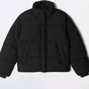 스파오 베이직 푸퍼 팝니다