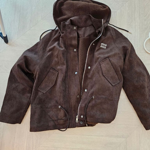 겨울점퍼 이미지