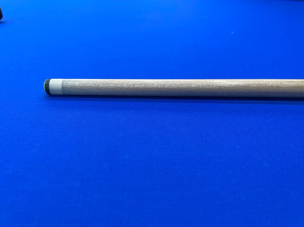 롱고니 블랙펄1 당구 큐대 이미지