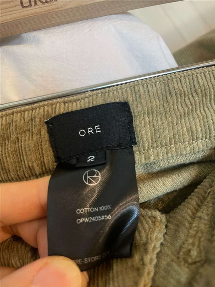 오어 ORE 슬림핏 코듀로이 팬츠 (1회착)--2