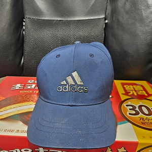 이다다스 골프 볼캡