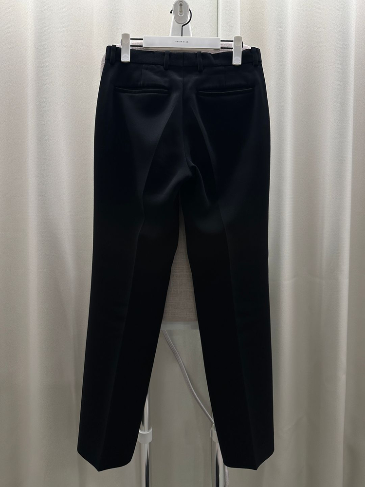 [44] 글로즈 스튜디오 세미 와이드 핏 하이프 슬랙스 - 블랙--2