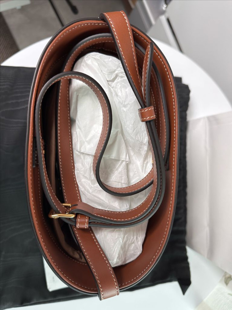 (미사용) 셀린느 스몰 퀴르 트리옹프 버킷백 이미지