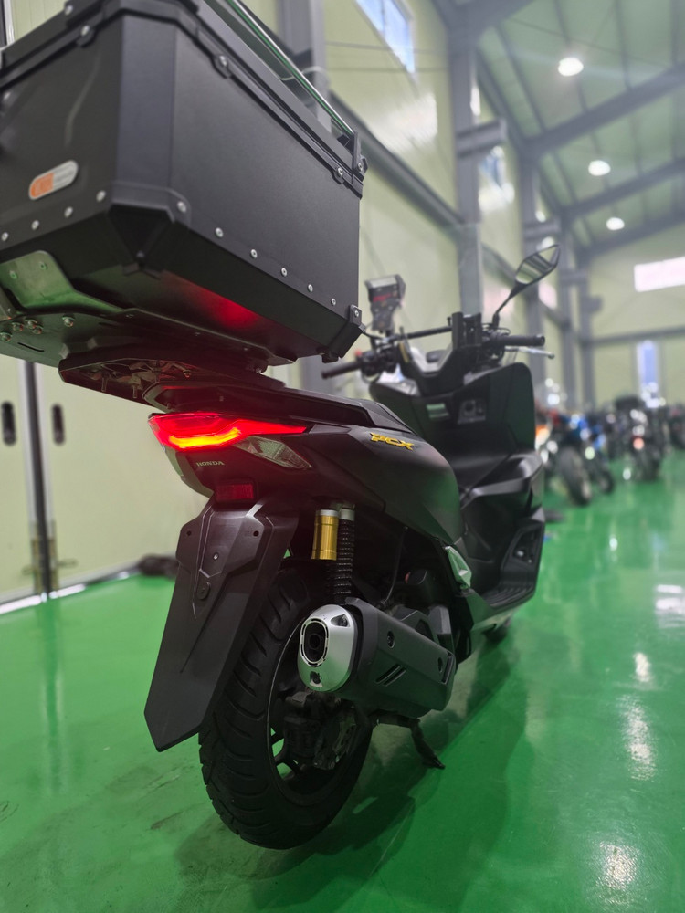 특가)혼다 pcx125 25년 1만 알탑셋팅 최저가 판매합니다--3