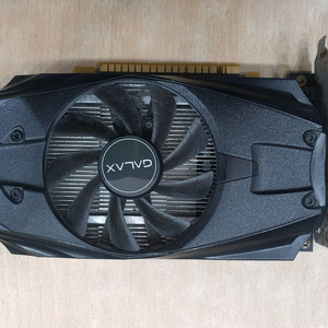 고장 GTX 1050 2GB 그래픽카드 이미지