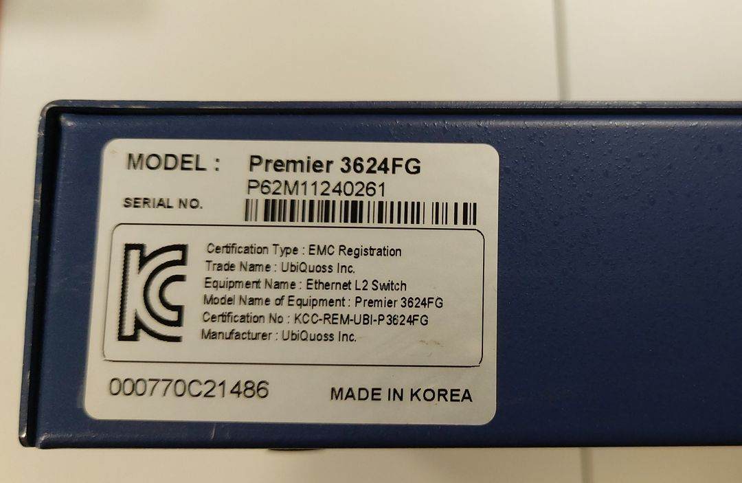 유비쿼스 24포트 P3624FG 판매합니다--3
