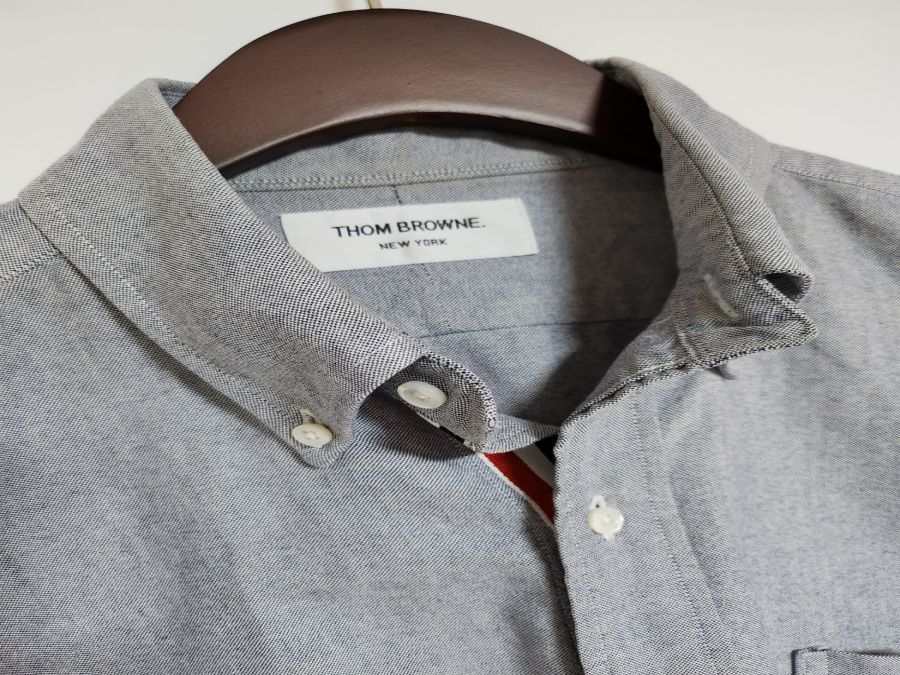 [1] 톰브라운 삼선 히든 셔츠--1