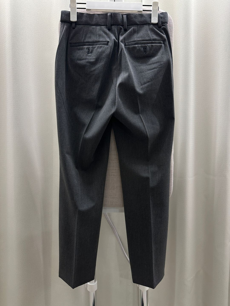 [27] 무신사 스탠다드 릴렉스드 테이퍼드 히든 밴딩 크롭 슬랙스 - 미디엄 그레이--2