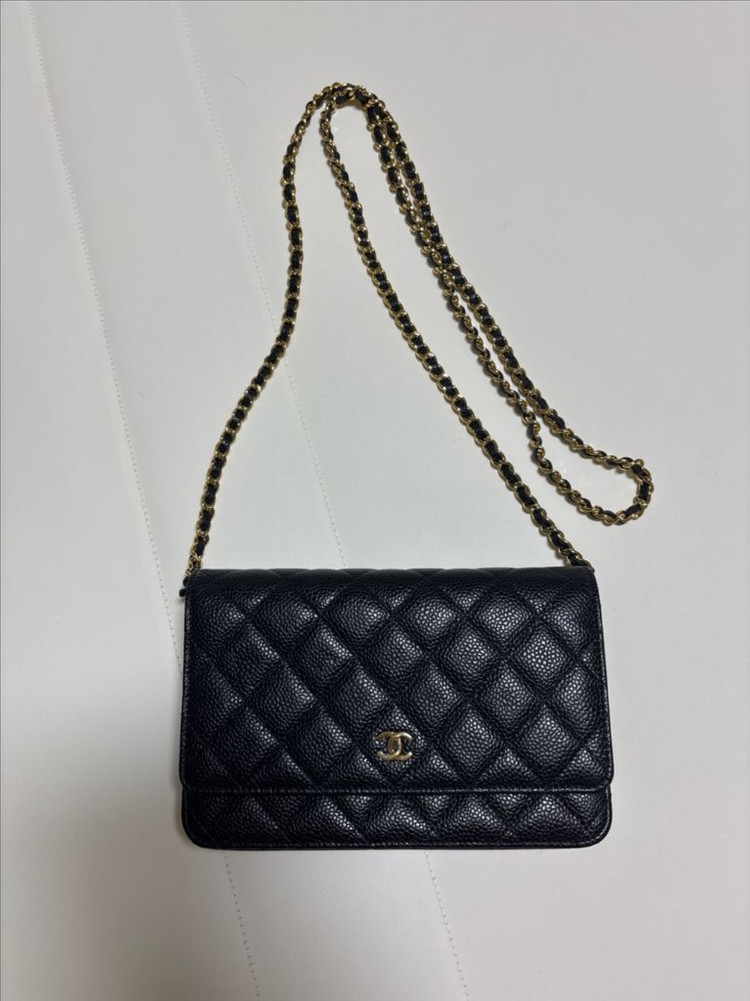 샤넬 캐비어 woc 금장체인 지갑(크로스백) 보증서있음 이미지