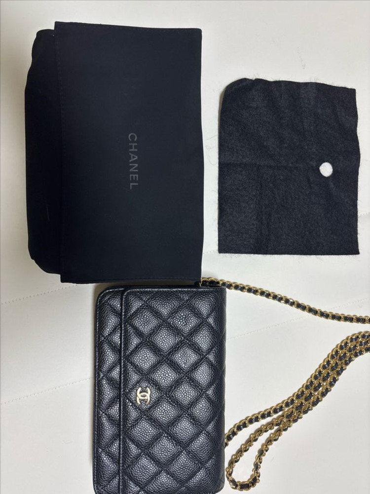 샤넬 캐비어 woc 금장체인 지갑(크로스백) 보증서있음 이미지