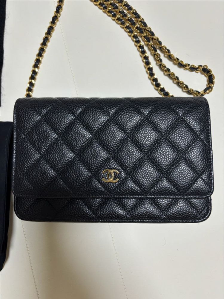 샤넬 캐비어 woc 금장체인 지갑(크로스백) 보증서있음 이미지