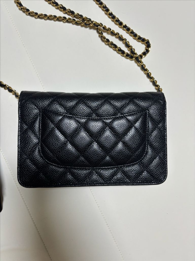 샤넬 캐비어 woc 금장체인 지갑(크로스백) 보증서있음 이미지