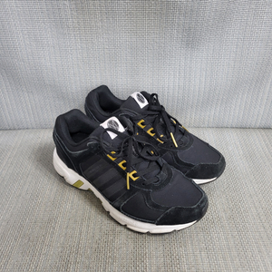 아디다스 이큅먼트 운동화 250