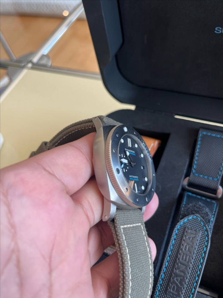 파네라이47mm 섭머저블 pam305 판매합니다 이미지