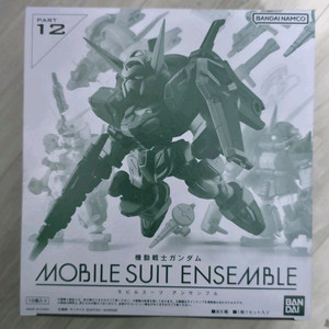 모빌슈트 앙상블 12탄 한박스(10개입) 팝니다