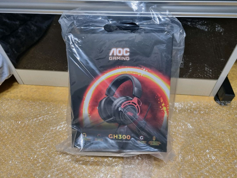 (미개봉) 알파스캔 AOC GH300 7.1채널 RGB 게이밍 헤드셋--2