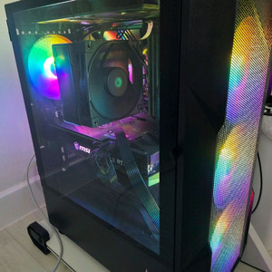 i7-13700KF RTX 3060 컴퓨터 본체 팝니다!