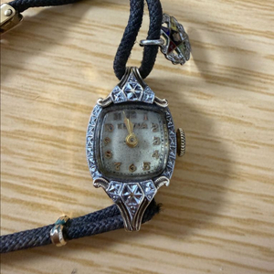 빈티지 불로바 골드 여성 시계