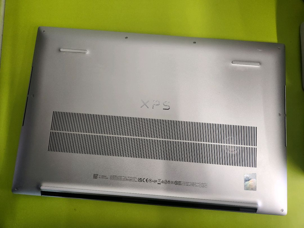 Dell XPS 17 9730 (4K 터치 / RTX 4070 / 32GB)--9