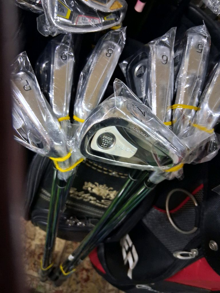 골프채 골라가세요 이미지