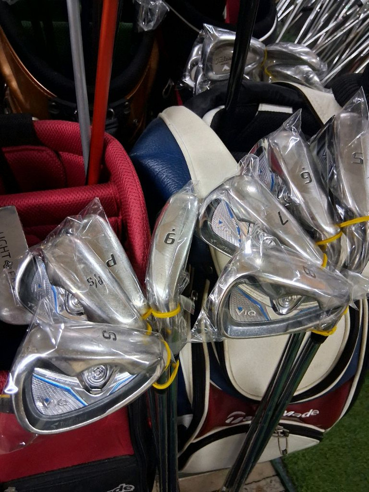 골프채 골라가세요 이미지