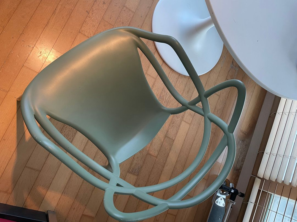 카르텔 마스터즈 체어 2개 이미지