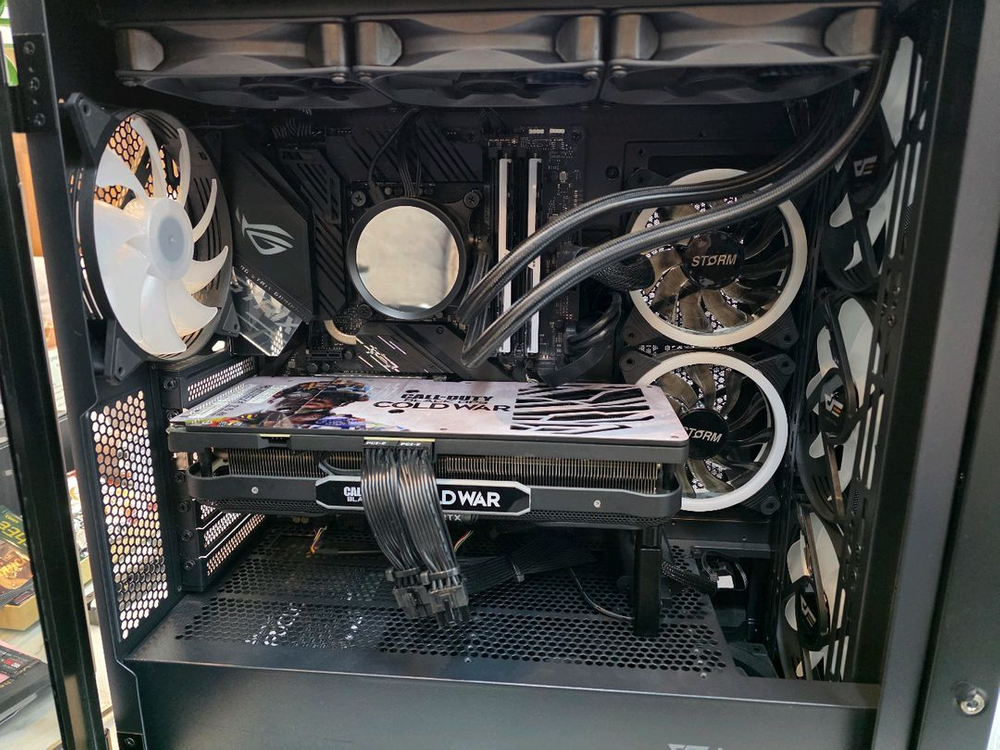 10900K + 3070 게이밍 PC 본체 팝니다.--3